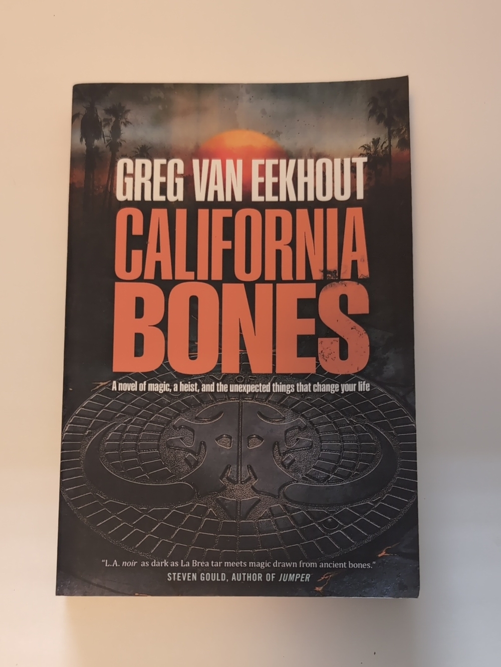 Greg Van Eekhout — California Bones (Orange & Black Cover)